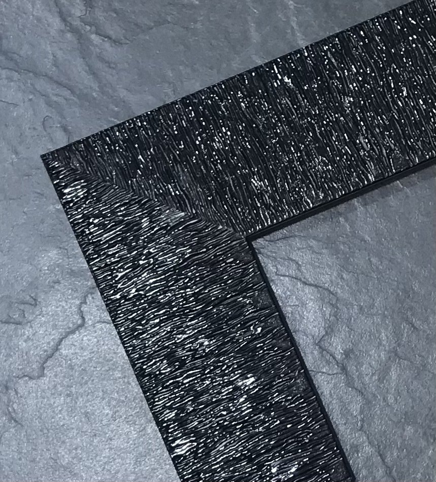 Настенное зеркало в багете "Милан" ("чёрный"). Настенное зеркало в багете "Милан" ("чёрный").